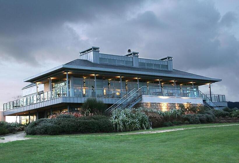 Seafield Hotel & Spa Resort