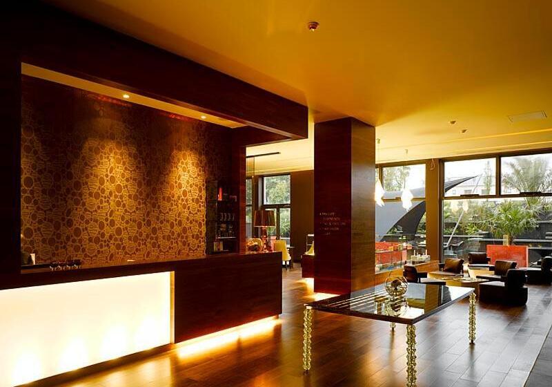 Seafield Hotel & Spa Resort