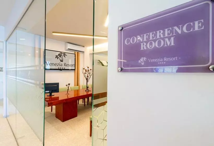 Venezia Resort