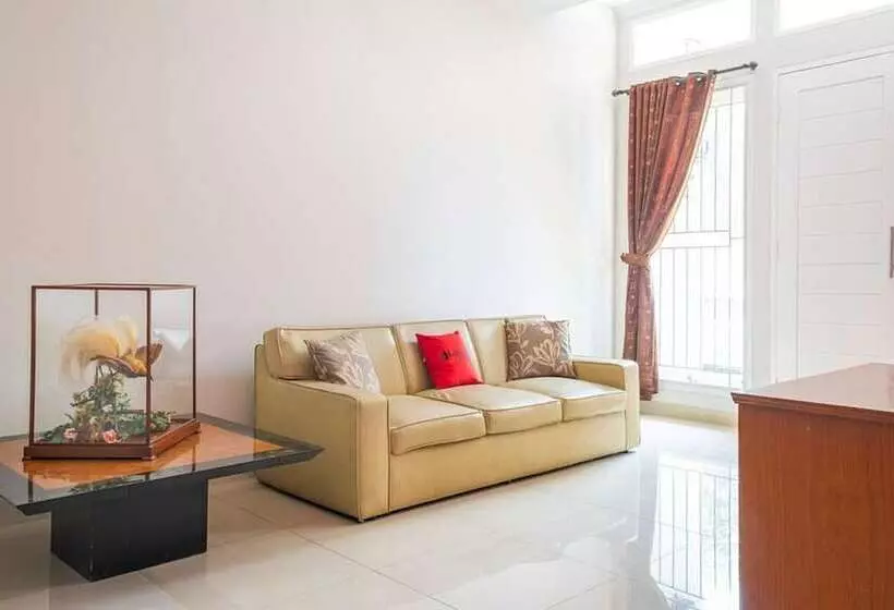 Majatalo Reddoorz Near Siloam Karawaci 3