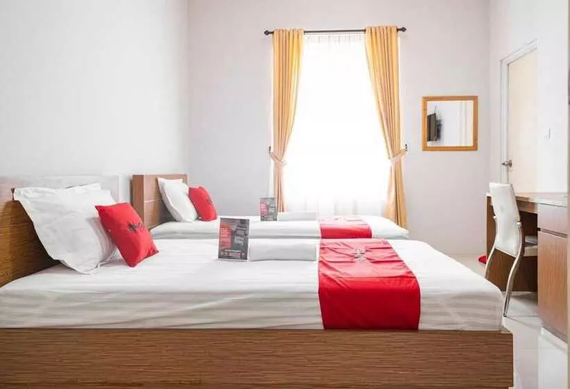 Majatalo Reddoorz Near Siloam Karawaci 3