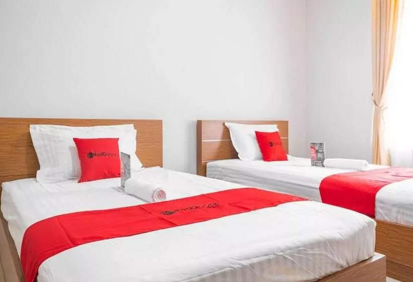 Majatalo Reddoorz Near Siloam Karawaci 3