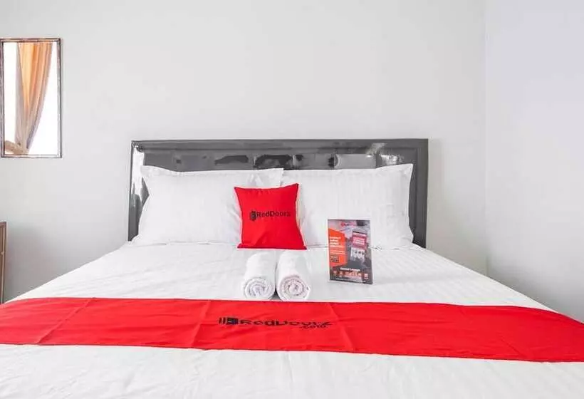 Majatalo Reddoorz Near Siloam Karawaci 3