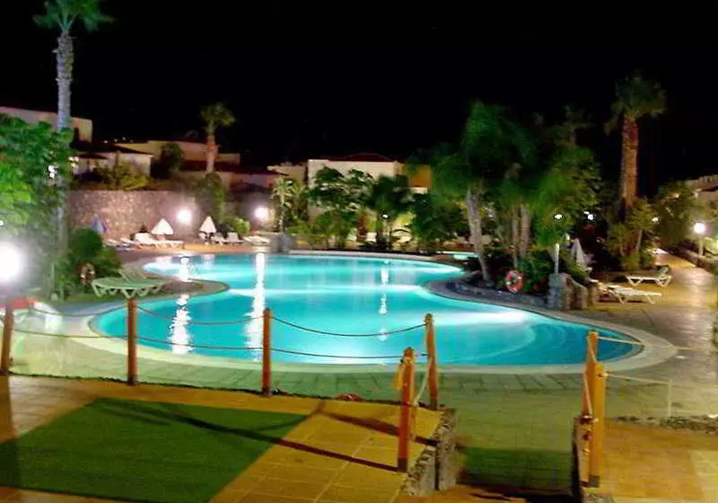 Apartamentos Las Adelfas