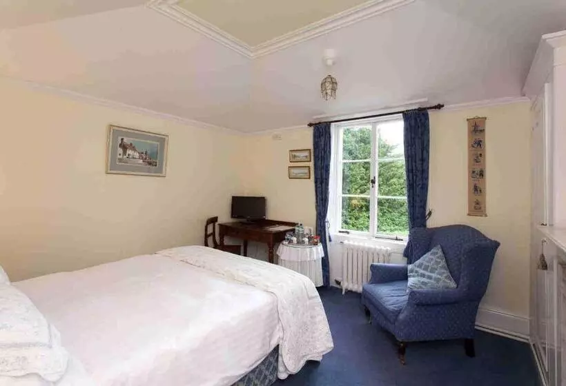 Bed and Breakfast Hollybank House