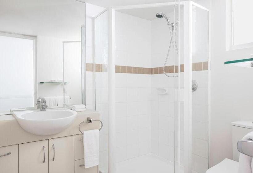 ホテル Breakfree Alexandra Beach