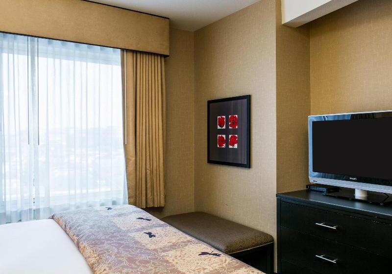 Cambria Hotel Ft Collins