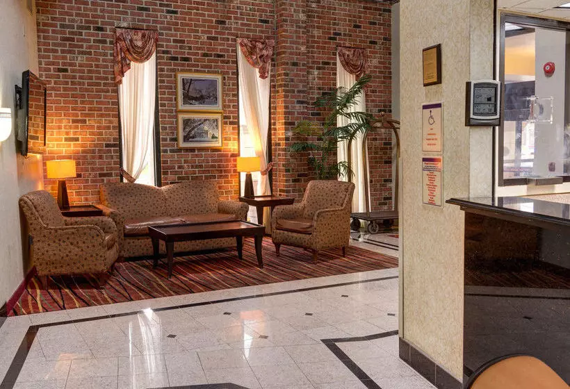 酒店 Clarion Inn & Fundome - College Park