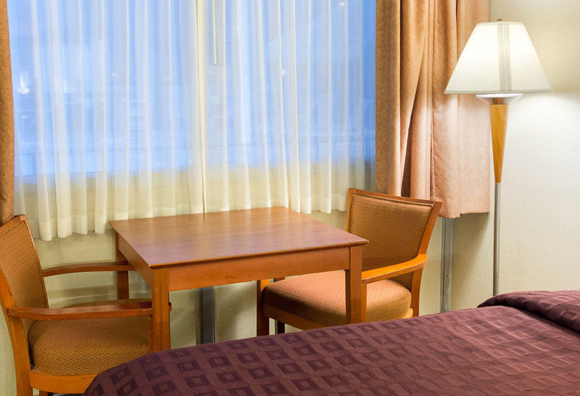 فندق Clarion Inn & Fundome - College Park