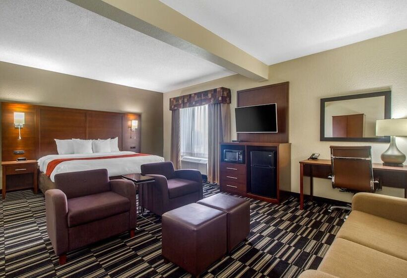 בית מלון כפרי Comfort Suites