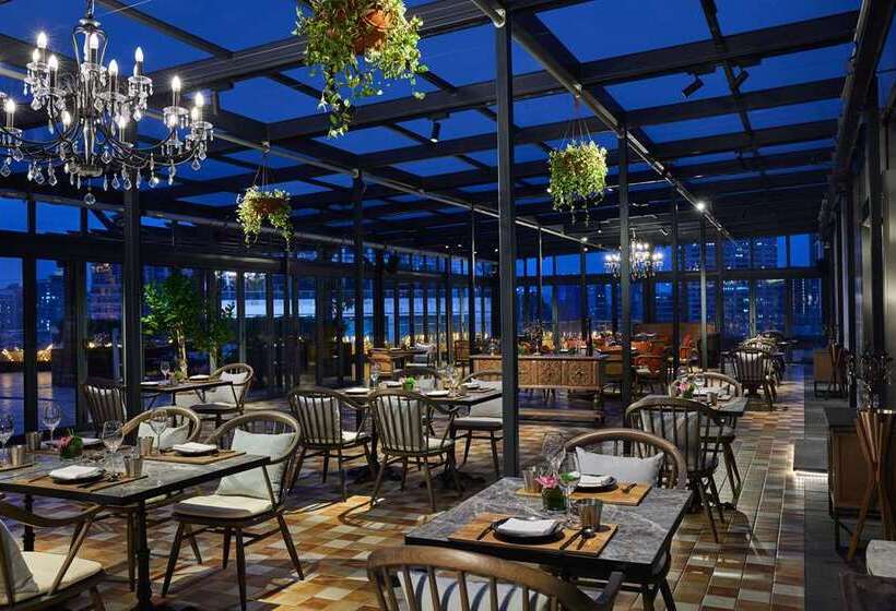 Otel Conrad Shanghai