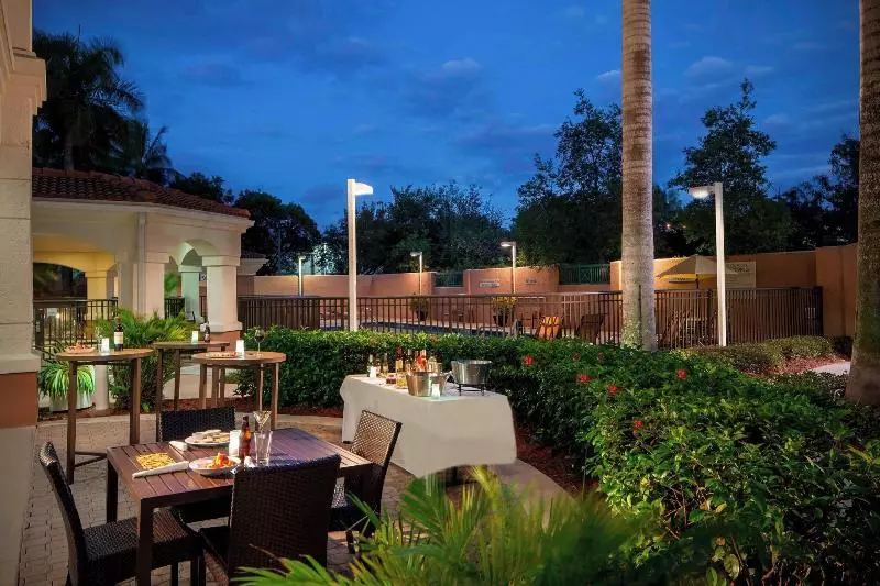 Hotel Courtyard By Marriott Fort Lauderdale Weston