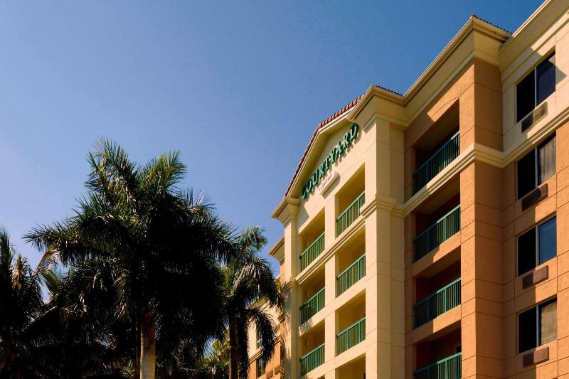 فندق Courtyard By Marriott Fort Lauderdale Weston