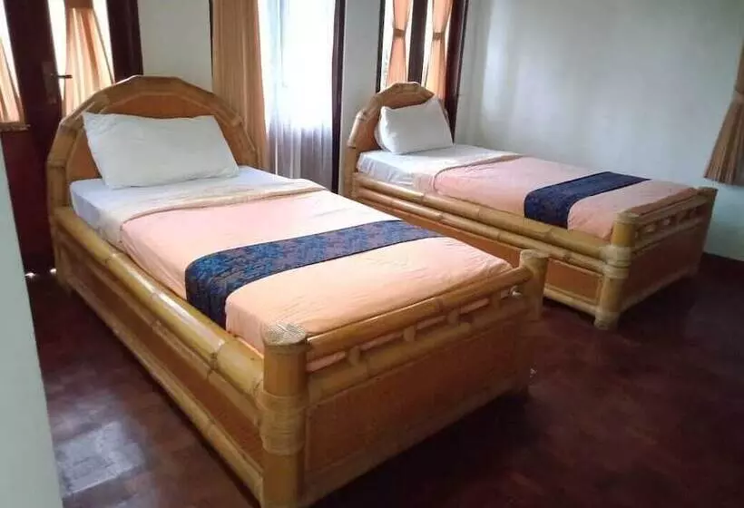 Отель Enjung Beji Resort