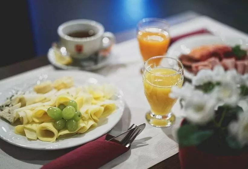 Skaritz Hotel & Residence