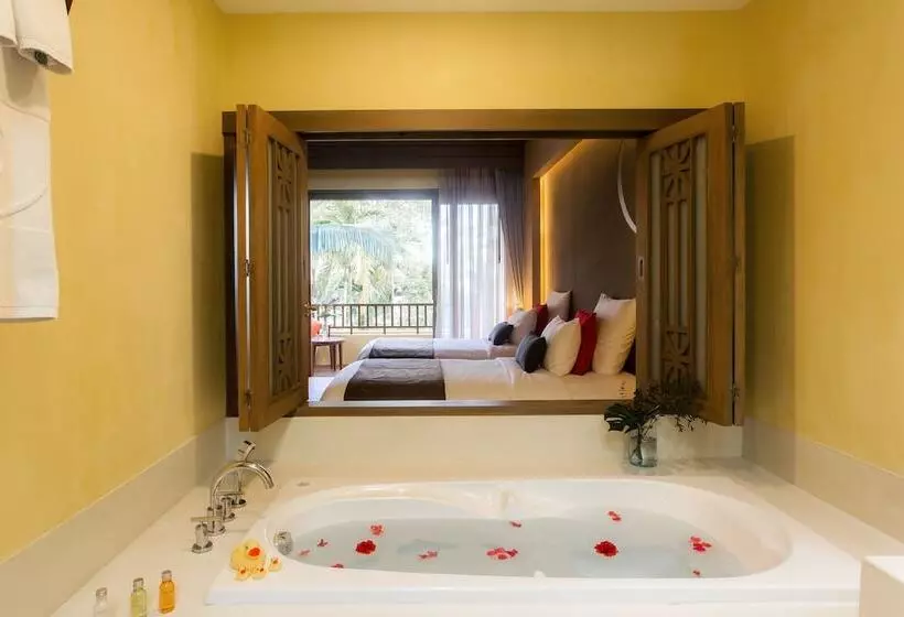 호텔 New Star Beach Resort