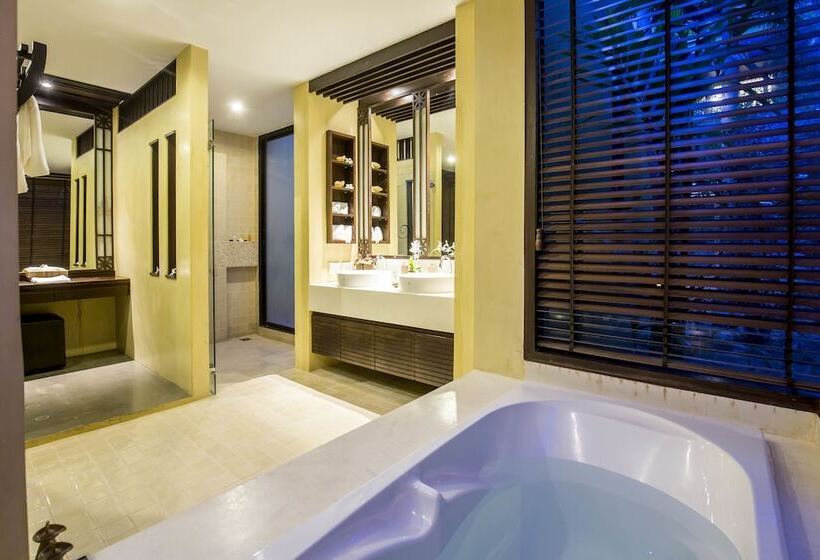 فندق New Star Beach Resort