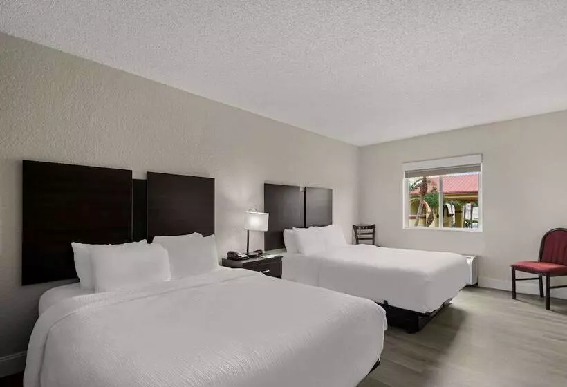 هتل Quality Inn Sarasota I75
