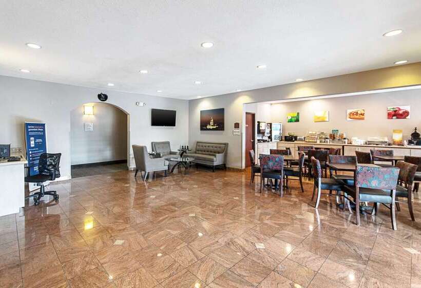 فندق Quality Suites