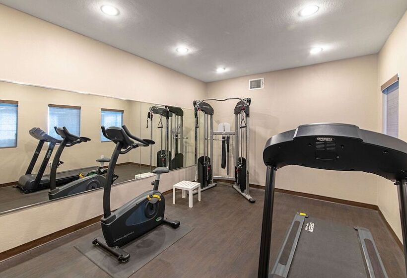 فندق Quality Suites