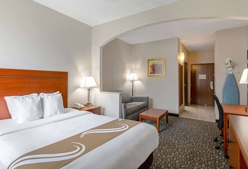 فندق Quality Suites