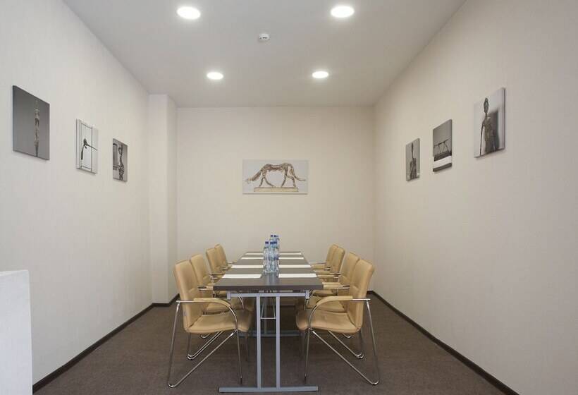 בית מלון כפרי Russ