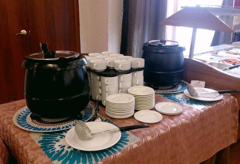 בית מלון כפרי Russ