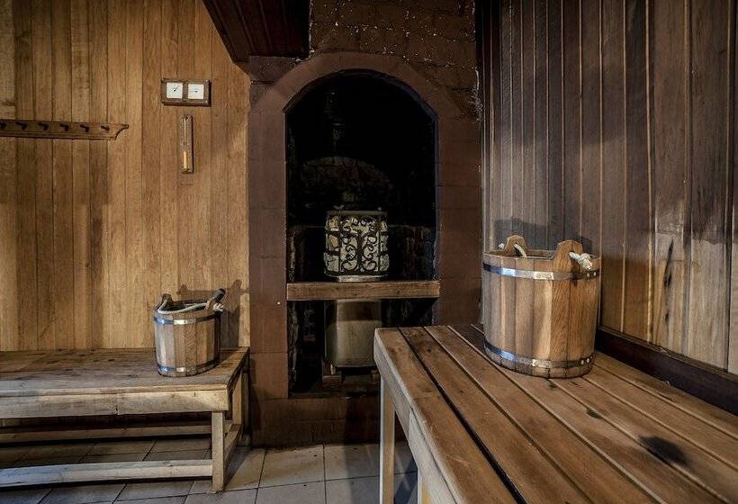 בית מלון כפרי Russ