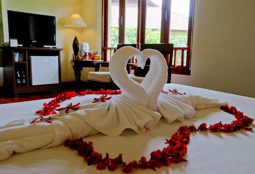 هتل Teak Garden Resort, Chiang Rai