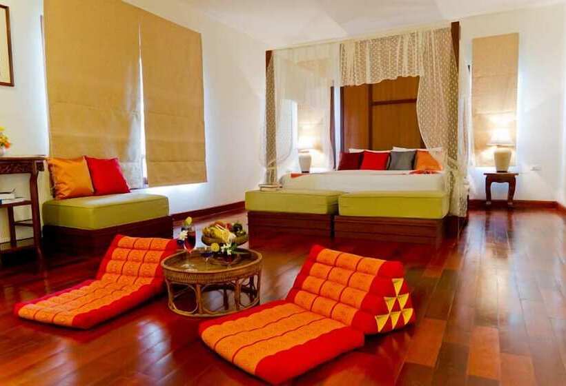 هتل Teak Garden Resort, Chiang Rai