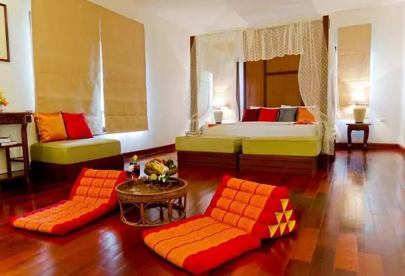 فندق Teak Garden Resort, Chiang Rai