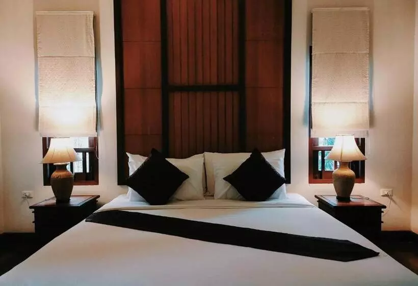 فندق Teak Garden Resort, Chiang Rai