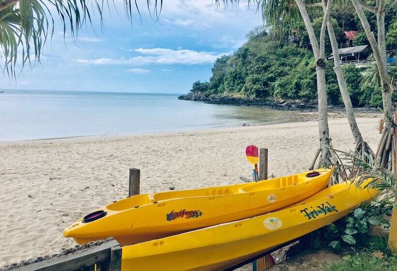 호텔 Vacation Village Phra Nang Lanta   Sha Extra Plus