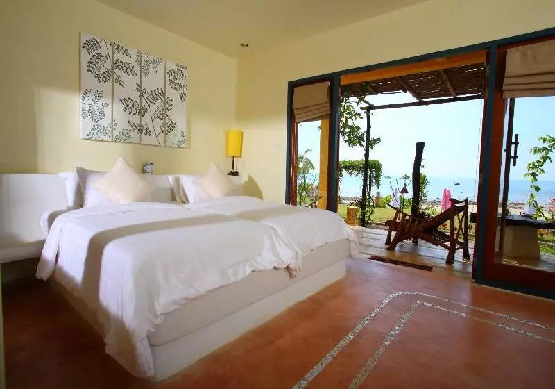 Отель Vacation Village Phra Nang Lanta Sha Extra Plus