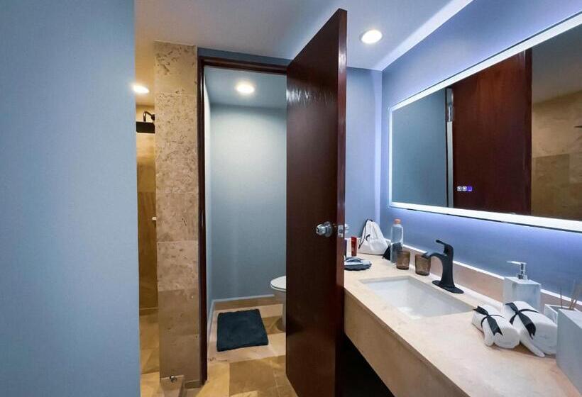 فندق Opus Grand Toluca Aeropuerto