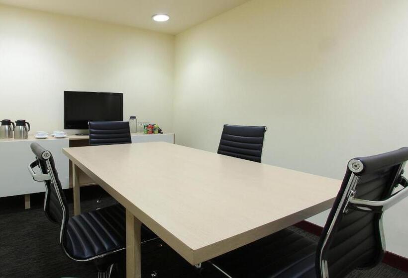 فندق Opus Grand Toluca Aeropuerto