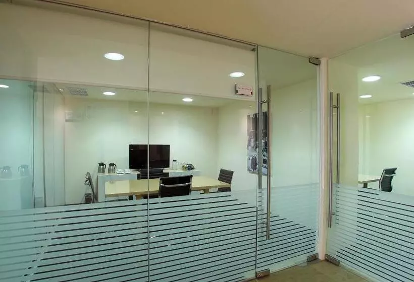 Hotelli Opus Grand Toluca Aeropuerto