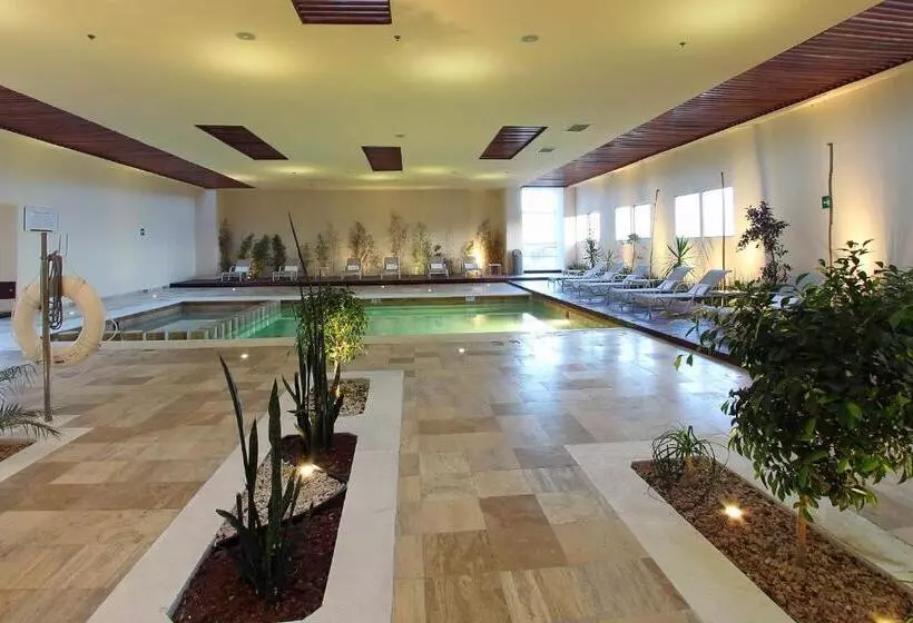 Hotelli Opus Grand Toluca Aeropuerto