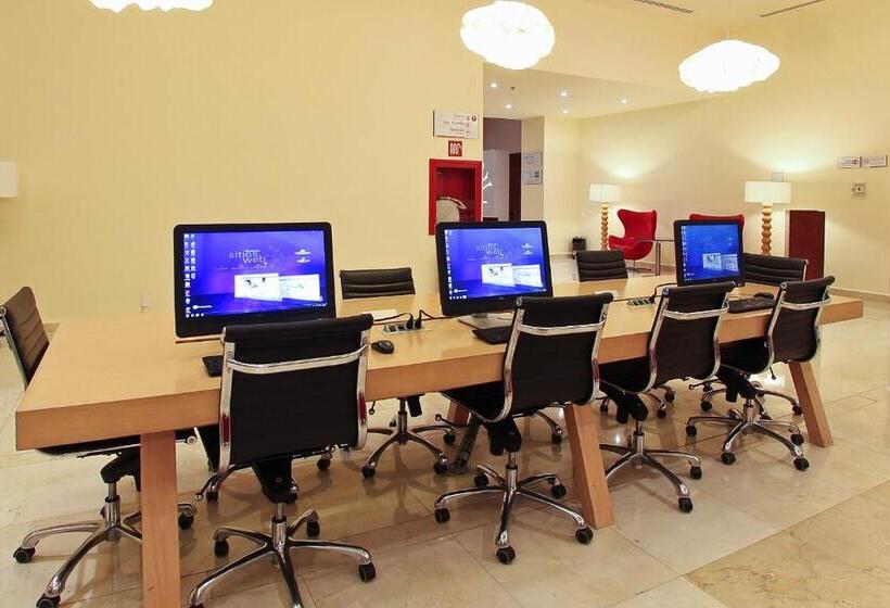 فندق Opus Grand Toluca Aeropuerto