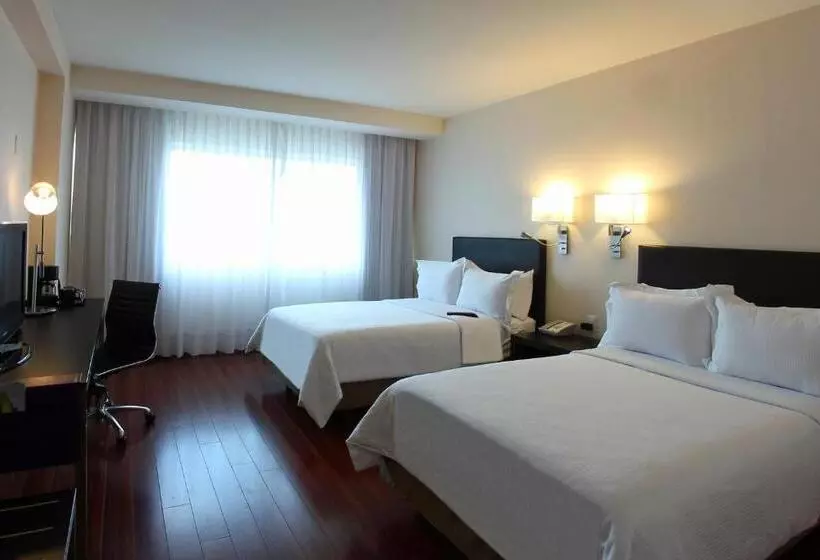 Hotelli Opus Grand Toluca Aeropuerto