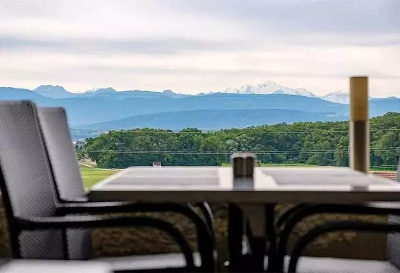 Hotelli Auberge De Duillier