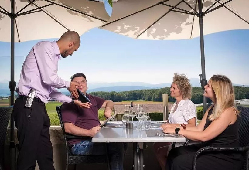 Hotelli Auberge De Duillier