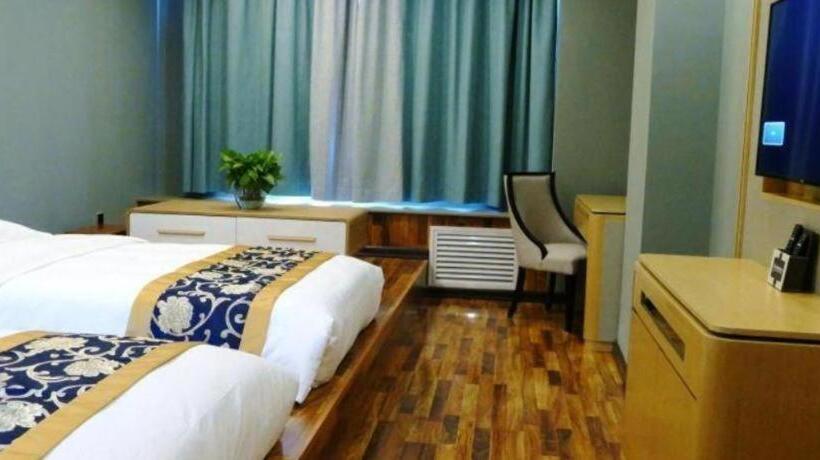 Hotel Greentree Inn Hami Railway Station Bayi Road
