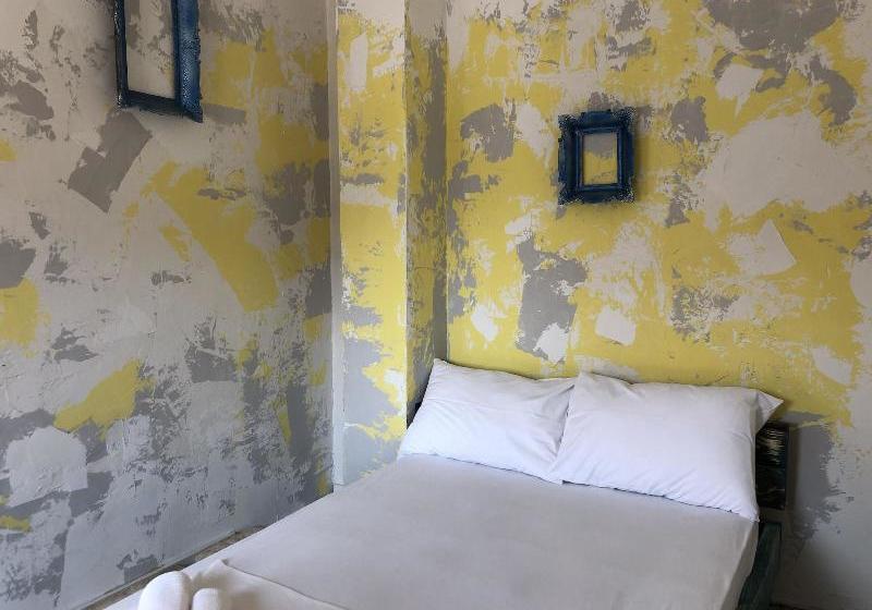 בית מלון כפרי Hostel Kisa’s Place By Pinch