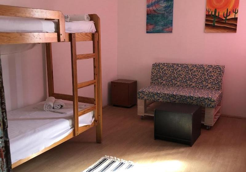 בית מלון כפרי Hostel Kisa’s Place By Pinch