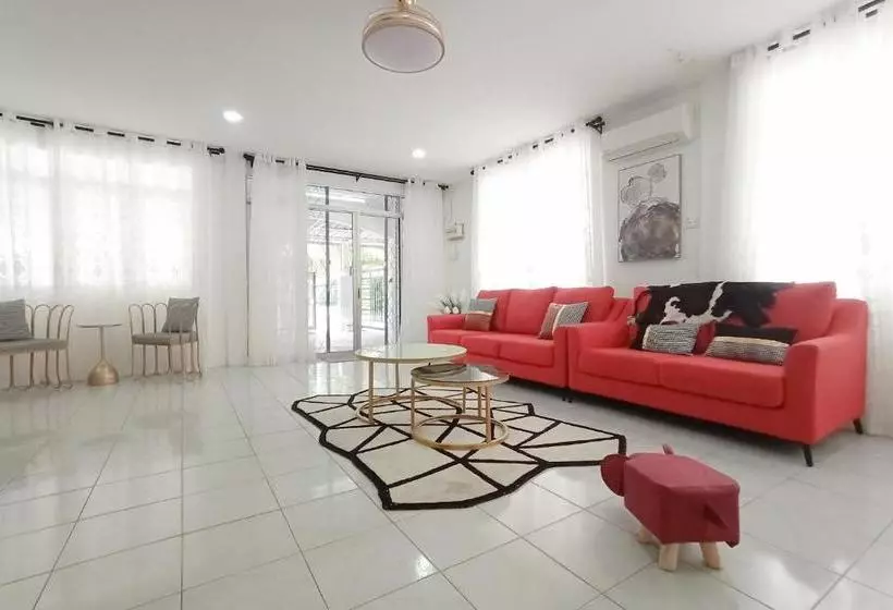 هتل Sibu Wedding Homestay2u婚礼主题民宿@delta Mall
