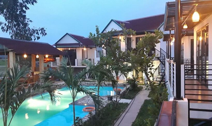 هتل Palafita Bungalow