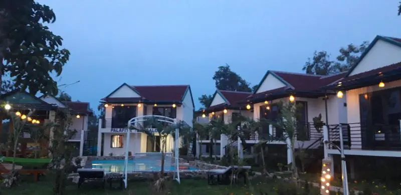 هتل Palafita Bungalow