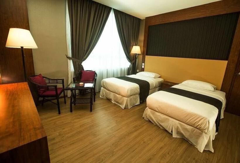 فندق Pen Mutiara