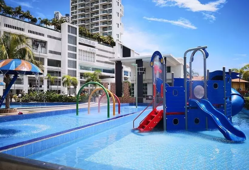 ホテル Pen Mutiara